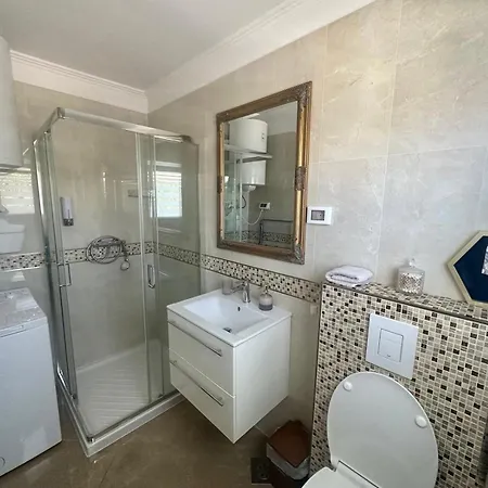 Zonta Maremi With Private Jacuzzi דירה בוג'ה