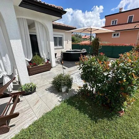 Zonta Maremi With Private Jacuzzi * Buje